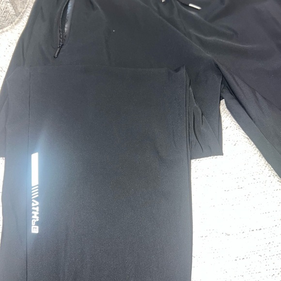 Black Athletic Joggers with Zipper Pockets - Picture 3 of 3